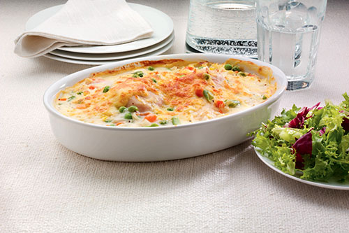 Cheesy Chicken and Rice Casserole Recipe | Campbell's Soup UK
